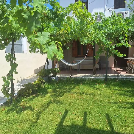 Vangel Garden Διαμέρισμα *